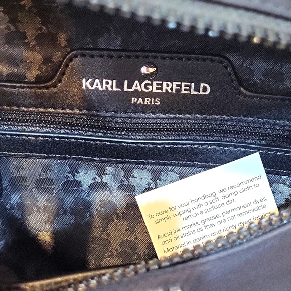 Karl Lagerfeld Paris Amour Voyage Logo Belt bag in black with KL image NWT - Picture 5 of 8